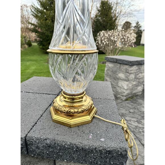 Vintage MCM Hollywood Regency Clear Cut Crystal Glass Brass Table Lamp 37” Tall - Picture 4 of 15